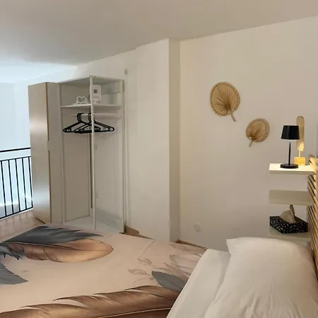Santa Lucia Loft * Neapol